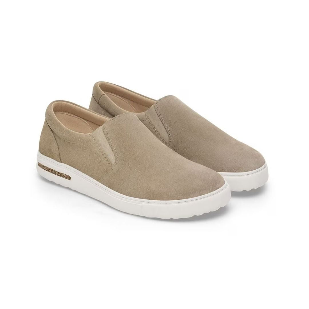 OSWEGO TAUPE SUEDE CALZATA STRETTA