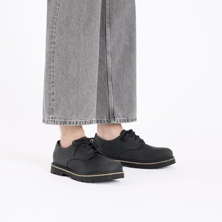HIGHWOOD LACE LOW BLACK PELLE OLIATA CALZATA STRETTA