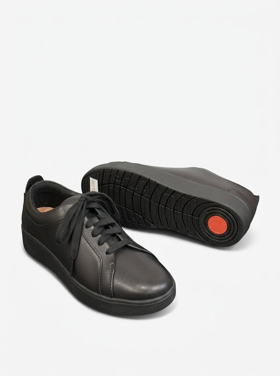 FIT FLOP X22-090-040 BLACK STRINGATA