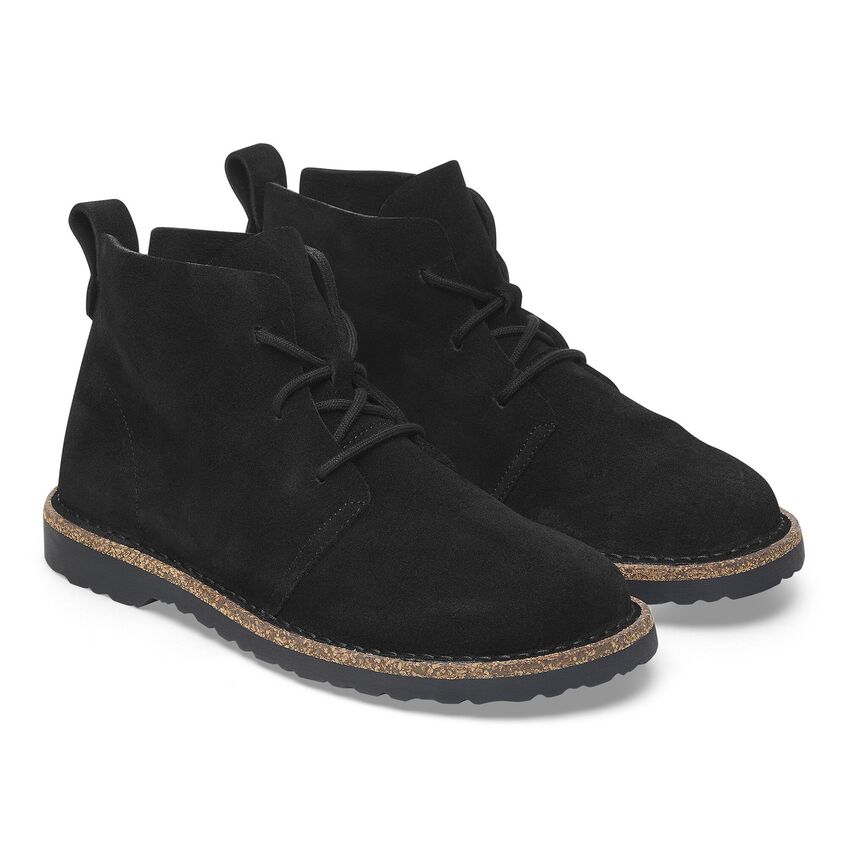 UPPSALA CHUKKA BLACK CALZATA STRETTA